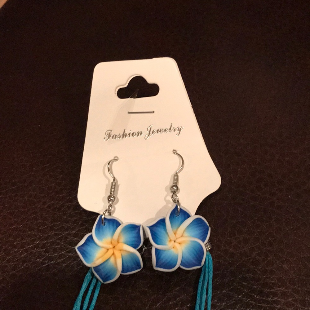 🦄SALE 5🦄 for $25 Tropical Necklace & Earrings🌸 - Picture 3 of 5